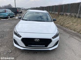 hyundai i30 1.6 d classic +