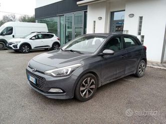hyundai i20 1,1 crdi 75 cv confort my21 5p