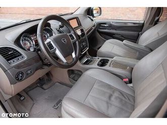 lancia voyager 2.8 crd16v platinum