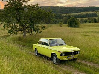 bmw bmw 1802 70sgelb/fahrerauto statt museumsstück