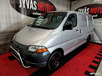 van 2,5 d4d 4x4 huippusiisti,alv vähennyskelpoinen,juuri laitettu alkavat ruosteet,hiekkapuhallettu vanteet, uudet renk.