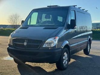 2008 dodge sprinter 2500 144 w/solar panel & back-up camera & 5-seat