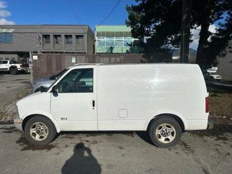 2005 gmc safari cargo