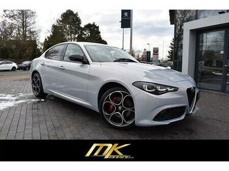 veloce q4*matrix*acc*carplay*f1*h&k sound