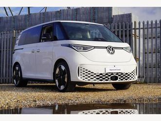 pro 77kwh style auto 5dr