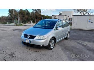 vw touran 2006 cc 1.9 tdi 6 marce