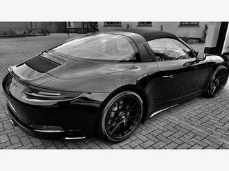 3.0t 991 4 gts targa pdk 4wd euro 6 (start/stop) 2dr