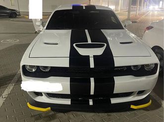 used dodge challenger hellcat 2017