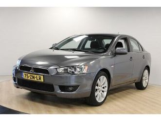 mitsubishi lancer sports sedan - 1.8 invite | trekhaak | camera