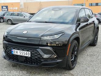 topputgave 468hk awd 701km wltp krok 18000km