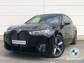 bmw ix xdrive40 sport trekh pano hud