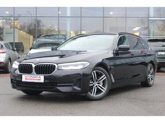 530e luxury line 292km xdrive *carplay* el. fotel* ambienty* hak* kamera* fv23%
