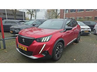 peugeot 2008 - 1.2 puretech gt | trekhaak | navigatie | panorama-dak |