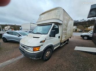 iveco daily fourgon 2.8td 125 35c classe