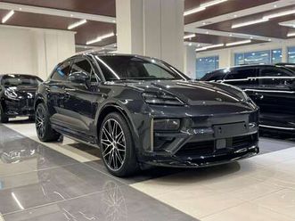 macan turbo ev 584cv auto