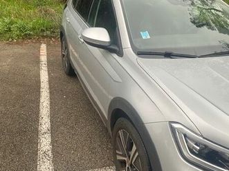 volkswagen taigo 1.0 tsi 110 style dsg7 grise