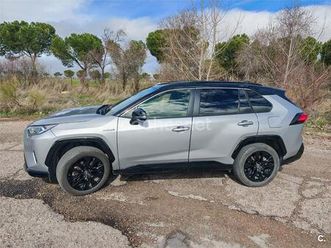 toyota rav4 2.5l 220h style