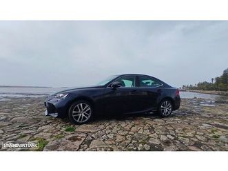 lexus is 300h executive