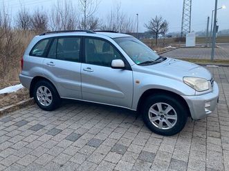 toyota rav 4 1.8 4x2 tüv neu! 12/27