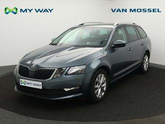 skoda octavia combi octavia combi ambition 1.6tdi 115pk *trekhaak*navi*pdc*cruise*blth*zetelverwarming*...