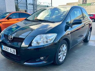 toyota - auris 2.0 d4d luna