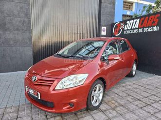 toyota - auris 1.33 vvti dual active