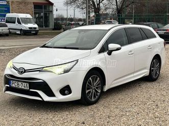 toyota avensis touring sports 1.8 active trend+ magyar. végig vezetett szervizkönyv
