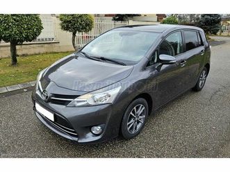 toyota verso 1.8 executive skyview [7 személy] panoráma digitklima tempomat kamera navi