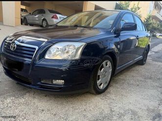 toyota avensis 2004