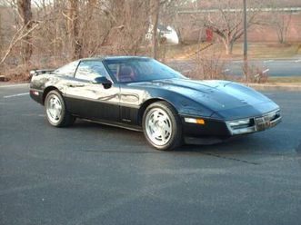 21,000 miles! 1990 chevy corvette coupe