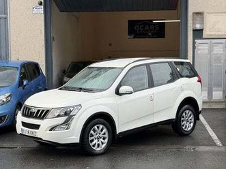mahindra xuv500 fwd (4x2) w8 - 7 plazas
