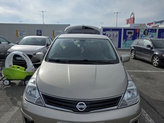 nissan tiida 2012