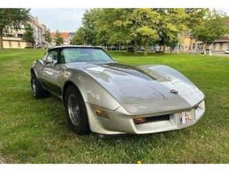 ② corvette 1982 collector edition — chevrolet — 2ememain