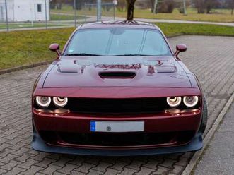 challenger automatik srt 392