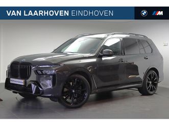 bmw x7 xdrive40d high executive m sport automaat / panoramadak sky lounge / trekhaak / bowers & wilkins / soft-close / parking assistant professional / stoelven