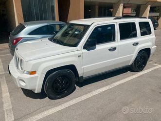 jeep patriot 2.4l sport benzina-gpl