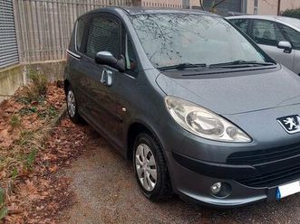 comoda e sfiziosa peugeot 1007 diesel
