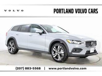 new 2026 volvo v60 cross country plus, b5 awd gas (mild hybrid)