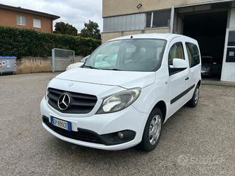 mercedes-benz citan 1.5 109 cdi 5 posti autocarro