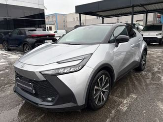 toyota c-hr 1.8 hev fwd style bi-tone + zimne pneumatiky