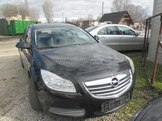 opel insignia sports tourer 1.8 cosmo szervizkonyves