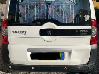 autovettura peugeot bipper family anno 2012