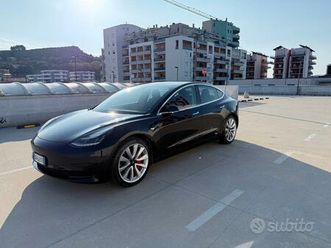 tesla model 3 garanzia 2028 standard range plus