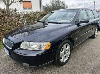 v70 ii 2004 2.4 d5 momentum 163cv