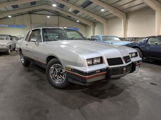 pontiac grand-prix aero coupe 2+2