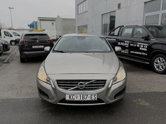 volvo s60 d3, 2012 god.