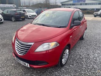 2013 chrysler ypsilon 1.2 s 5dr hatchback petrol manual