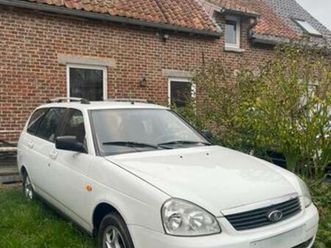 ② lada priora 2171 • 1.6i 16v • airco — lada — 2ememain
