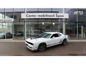 dodge challenger srt 6.4 hemi v8 scat pack