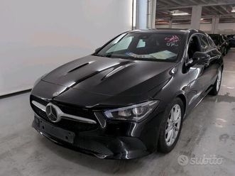 mercedes-benz cla shooting brake 180d 115cv automa